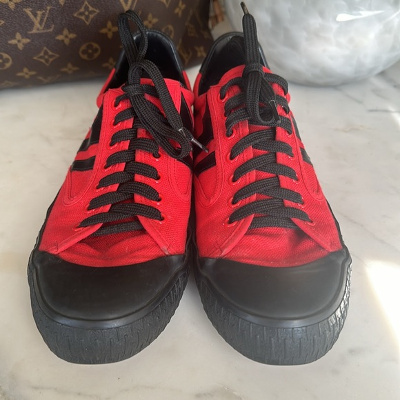 CELINE red canvas sneakers, Size 40 - Picture 2 of 11